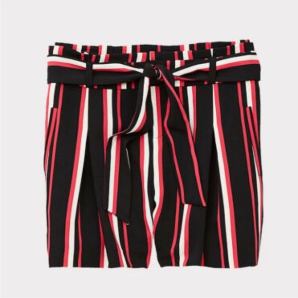 TORRID Black and Pink Striped Shorts Size 26 - Picture 3 of 6